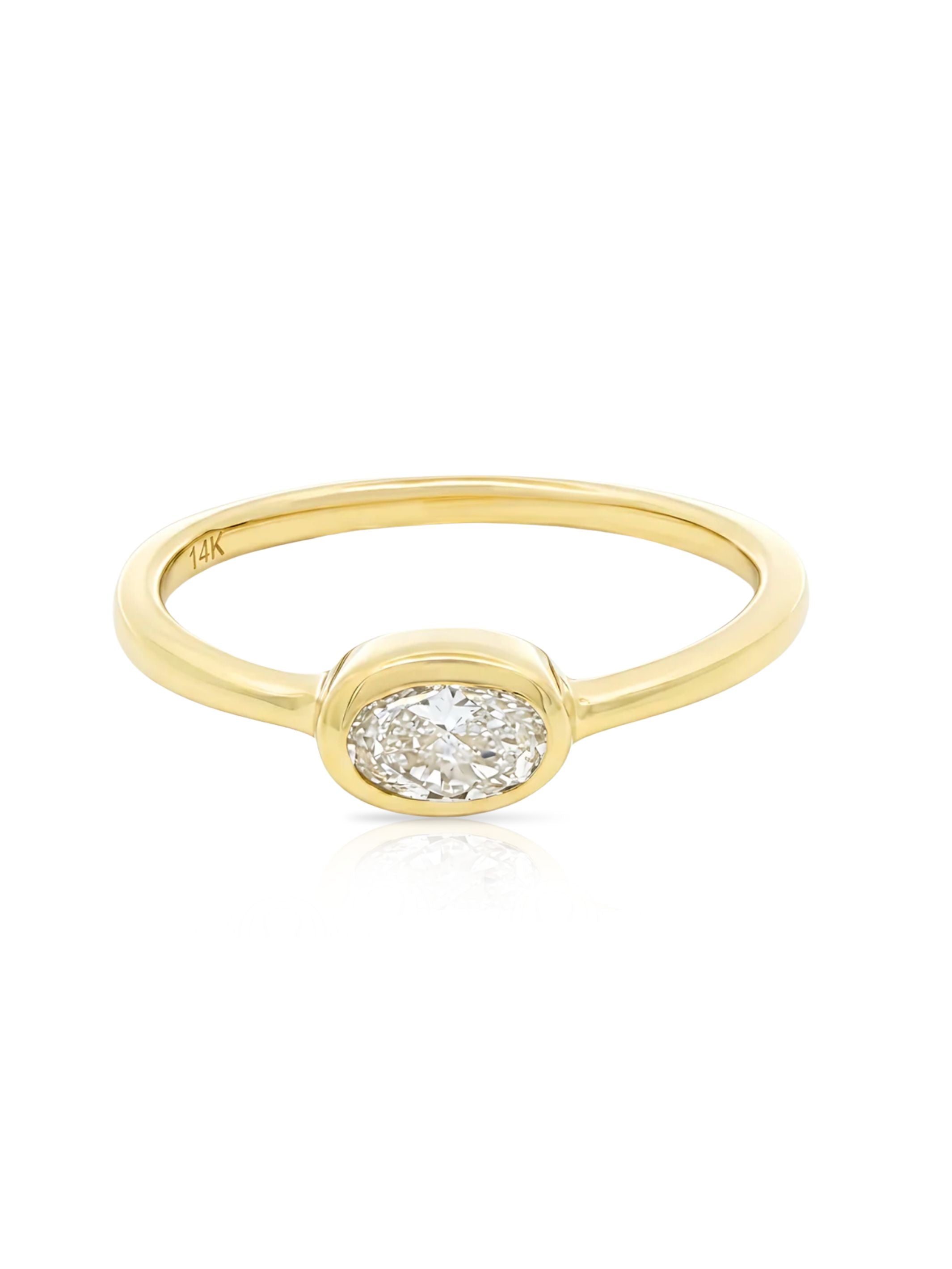Bea Oval Bezel Diamond Ring 14K