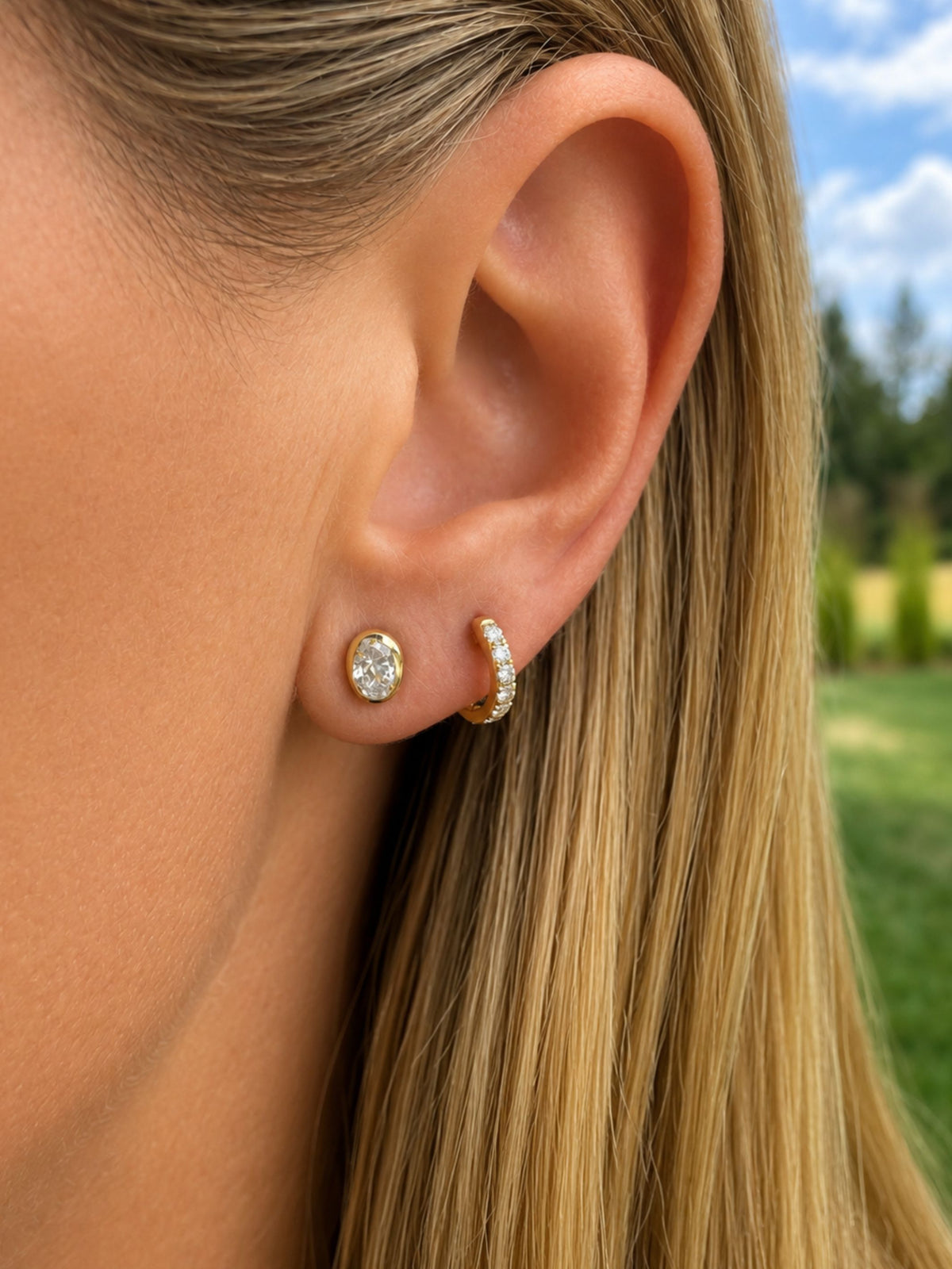 Beck Bezel Oval Diamond Stud Earring 14K