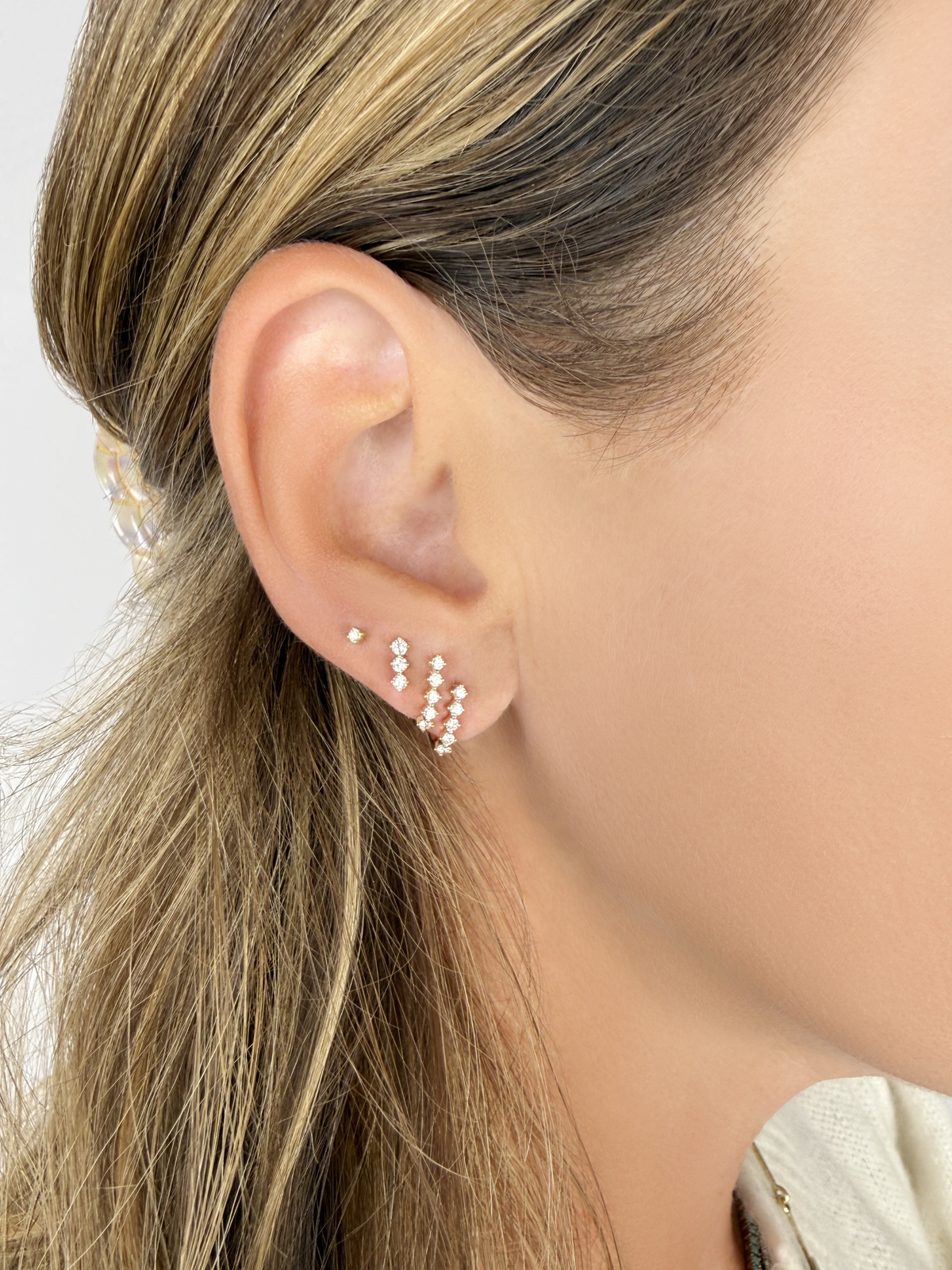 Bella Diamond Bar Stud 14K