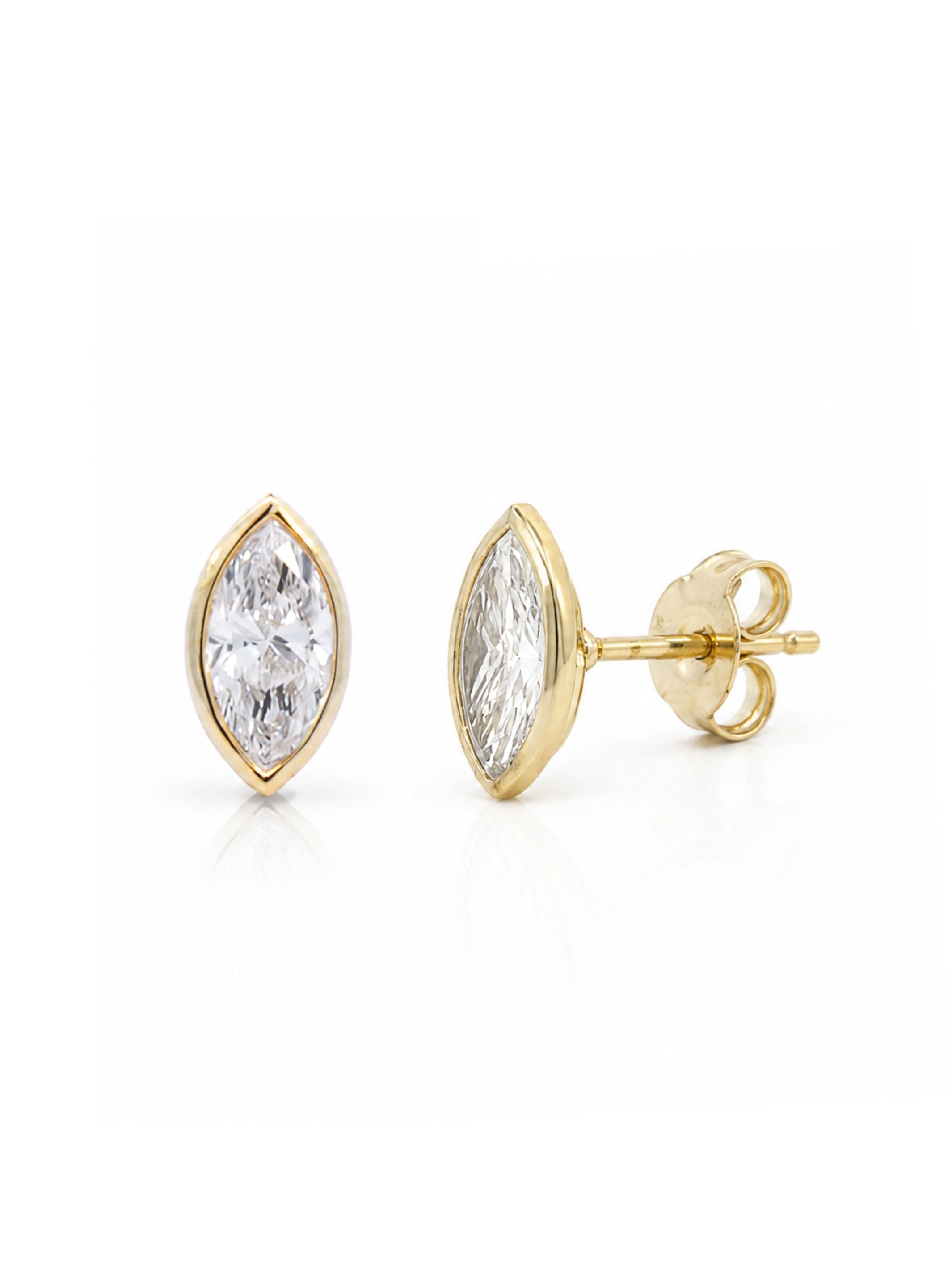 Bezel Lab Diamond Marquise Stud Earring 14K