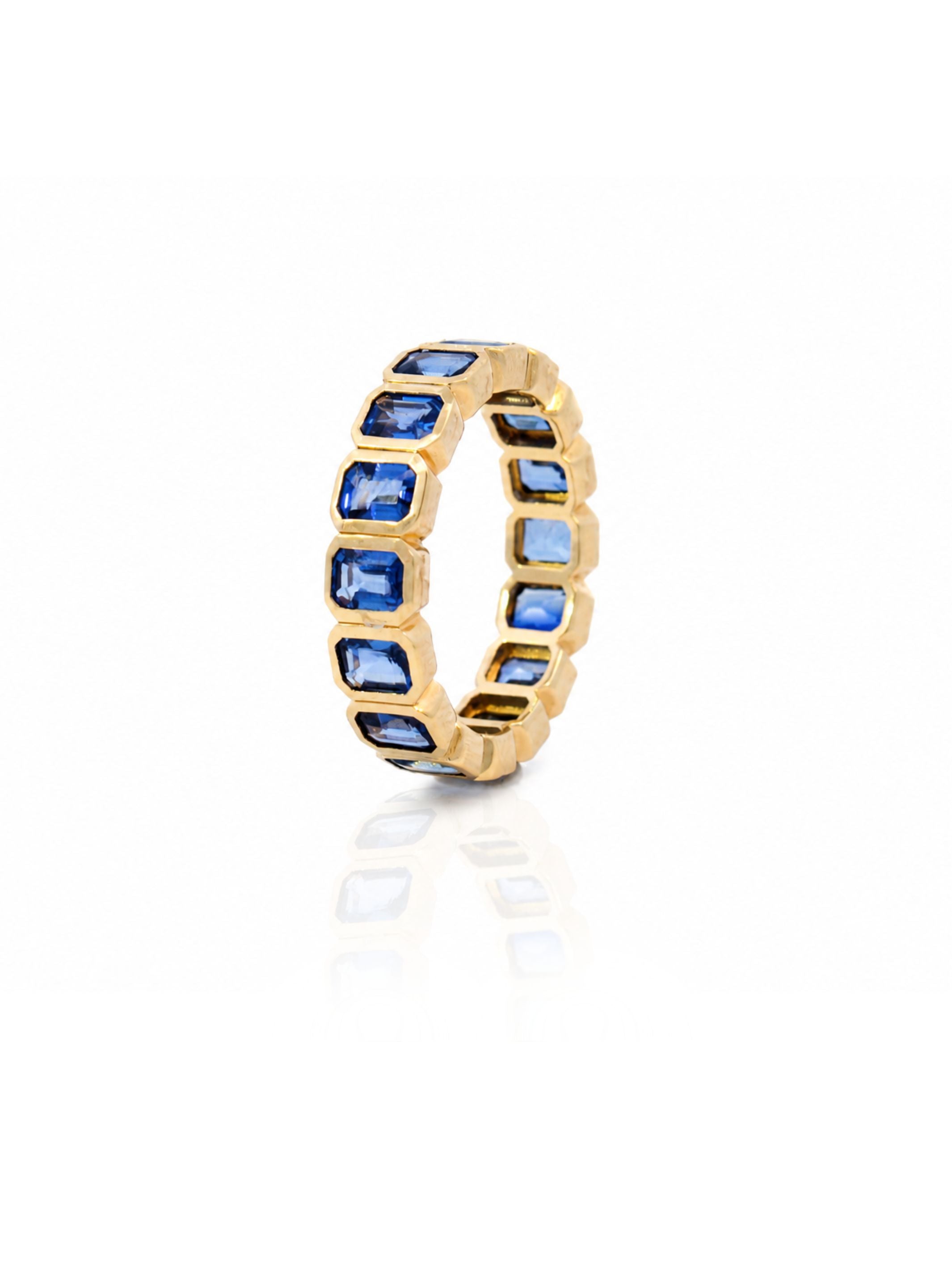 Brit Bezel Sapphire Ring 14K