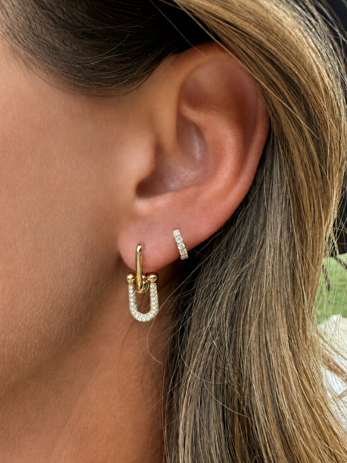 Diamond Link Huggie Earring 14K