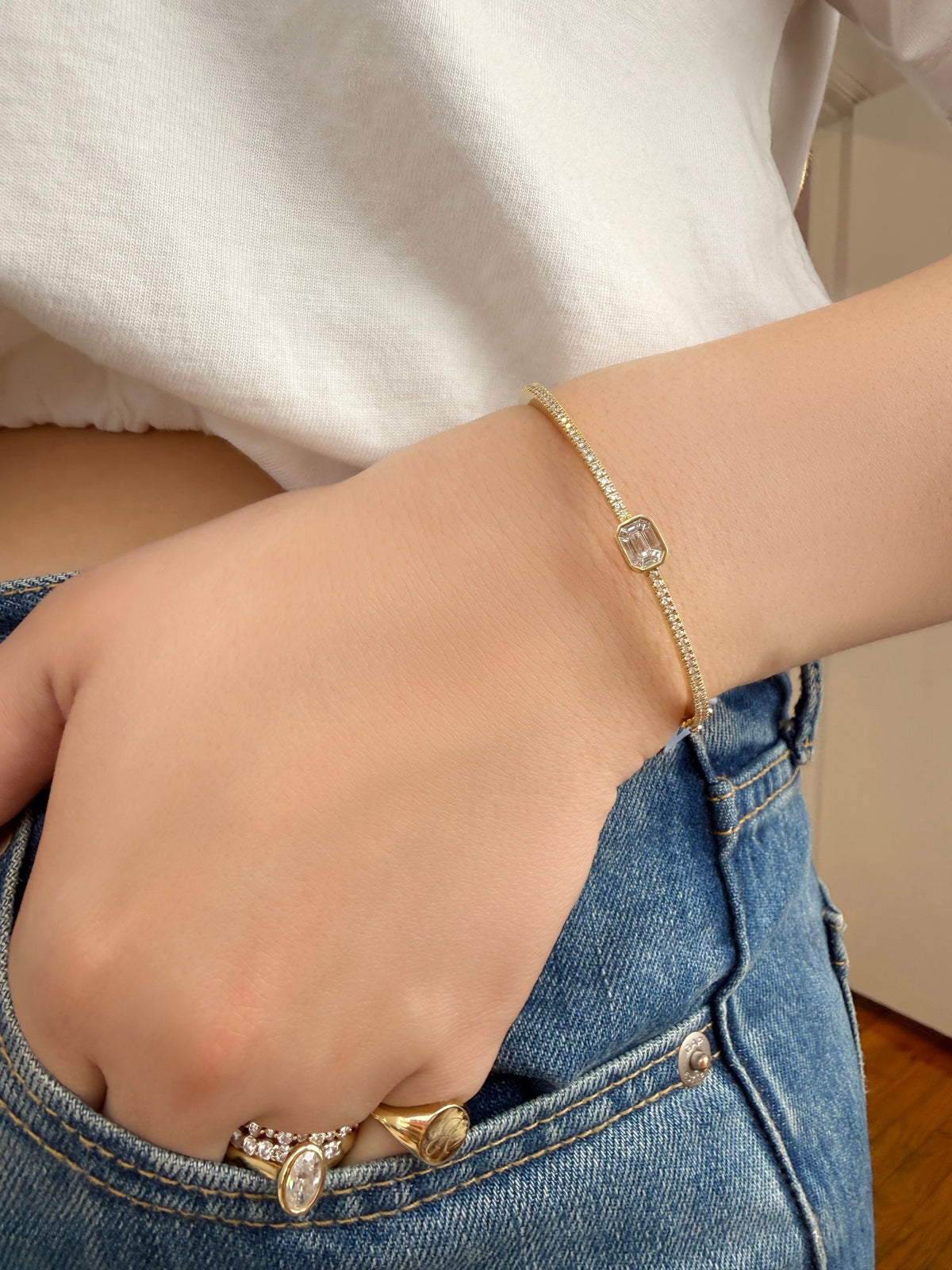 Pie-Cut Diamond Bezel Bangle Bracelet 14K