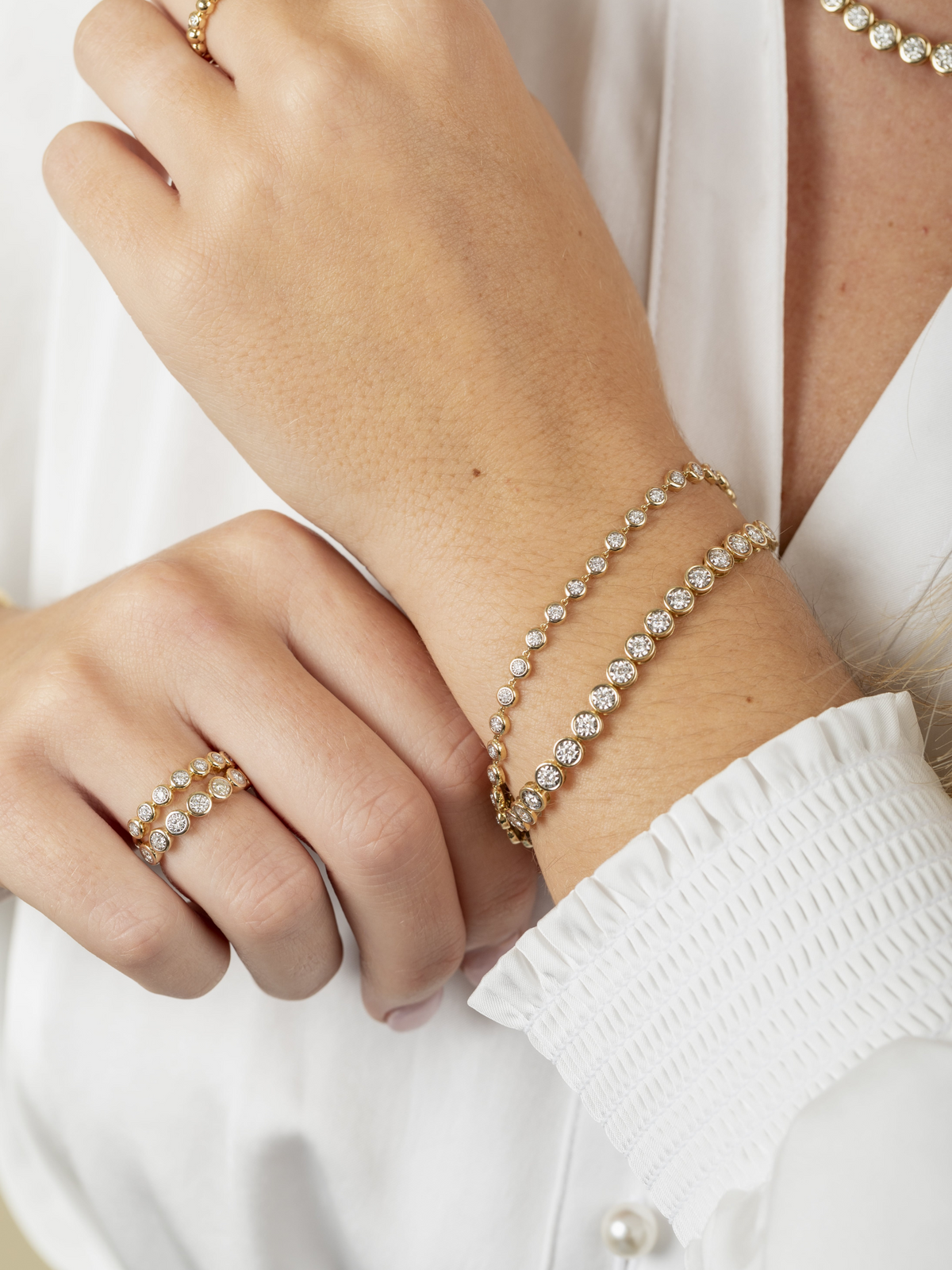 Bryn Bezel Tennis Bracelet 14K