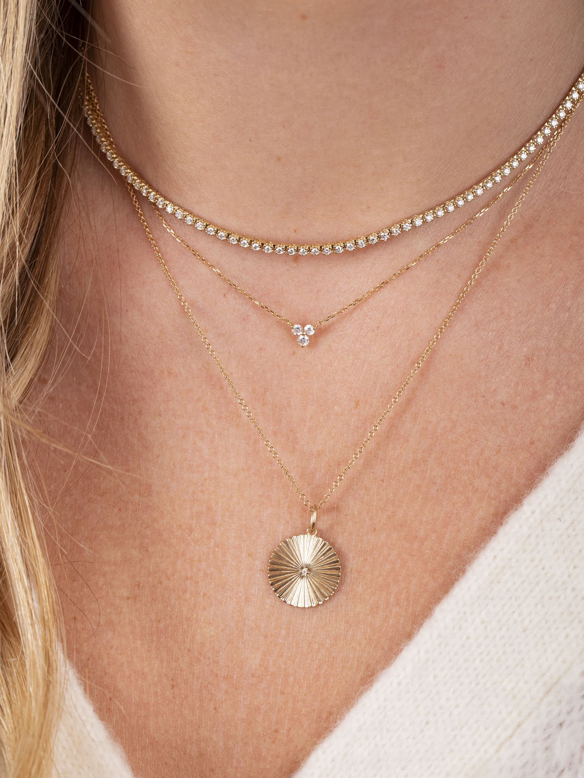 Fluted Disc Pendant Necklace 14K
