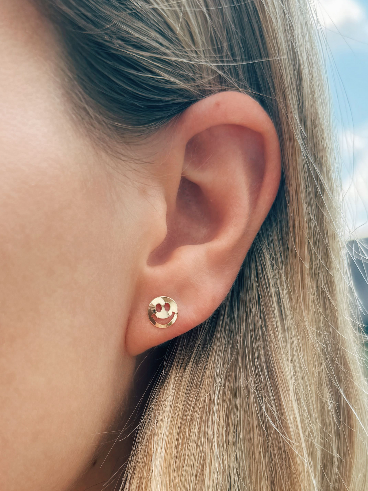 Kid Happy Face Stud Earrings 14K