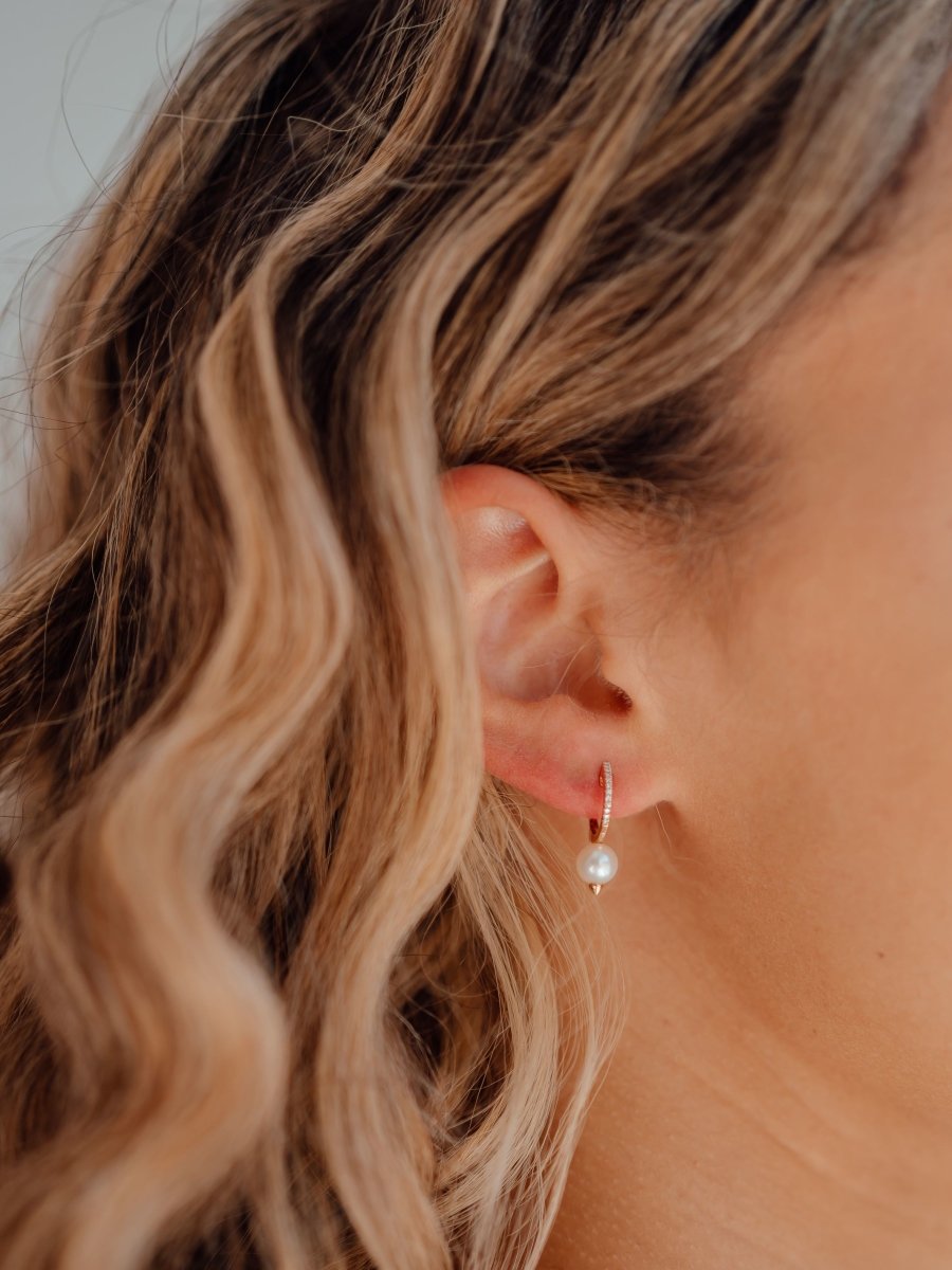Pearl Drop Huggie Earring 14K - LeMel