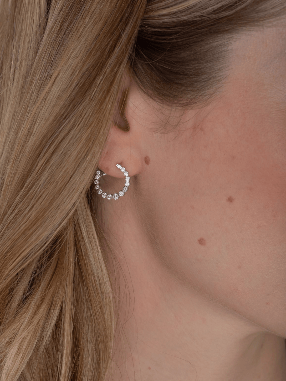 Graduated Diamond Circle Stud Earrings 14K - LeMel