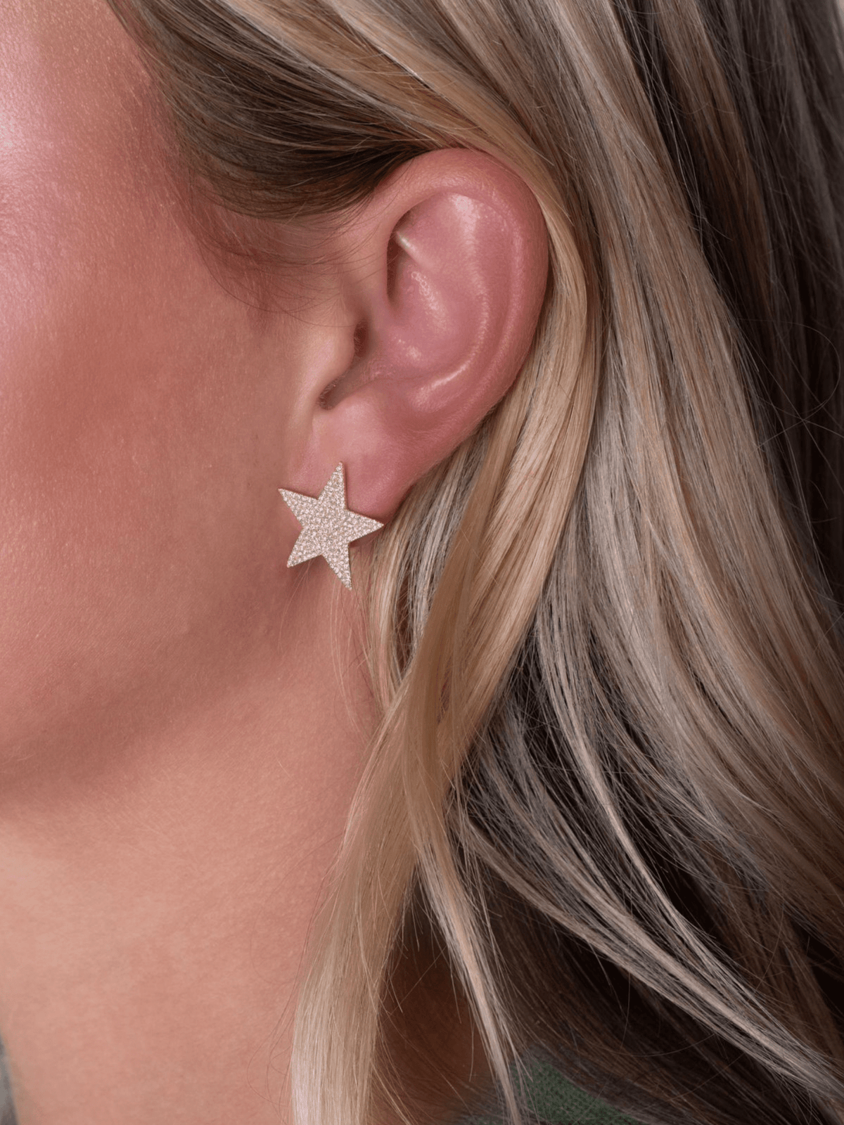 Mick Pave Diamond Star Earrings 14K - LeMel