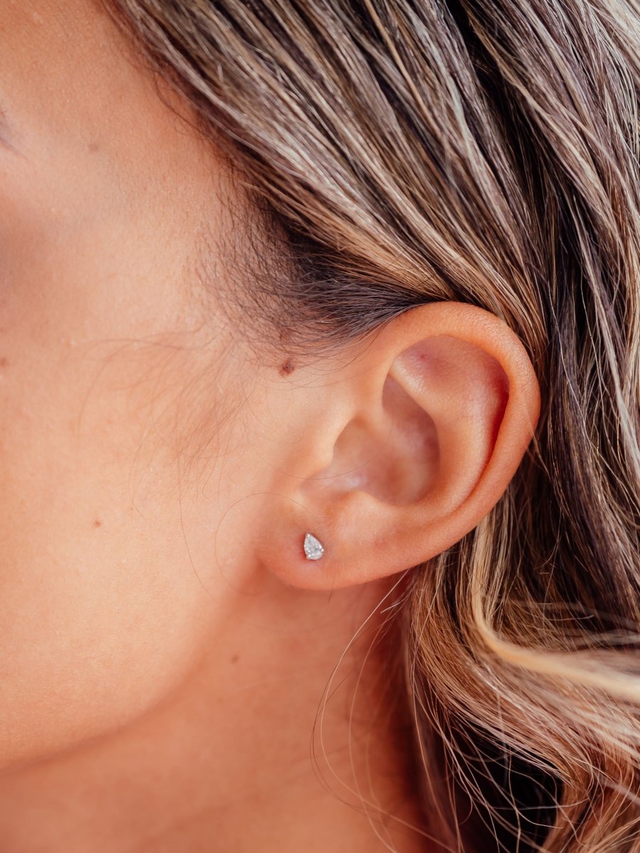 Pear Diamond Stud Earring 14K - LeMel