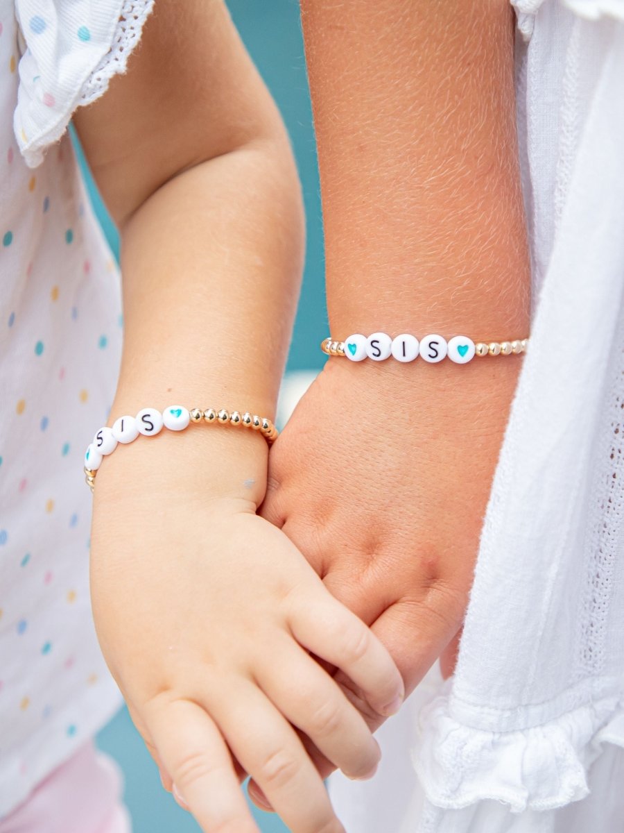 Fashionable Heart-shaped Letters Female Friends Sisters Bracelets | Crystal  pendant jewelry, Engraved necklace, Sister bracelet
